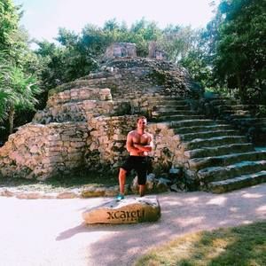 Meet your Posher, Alan